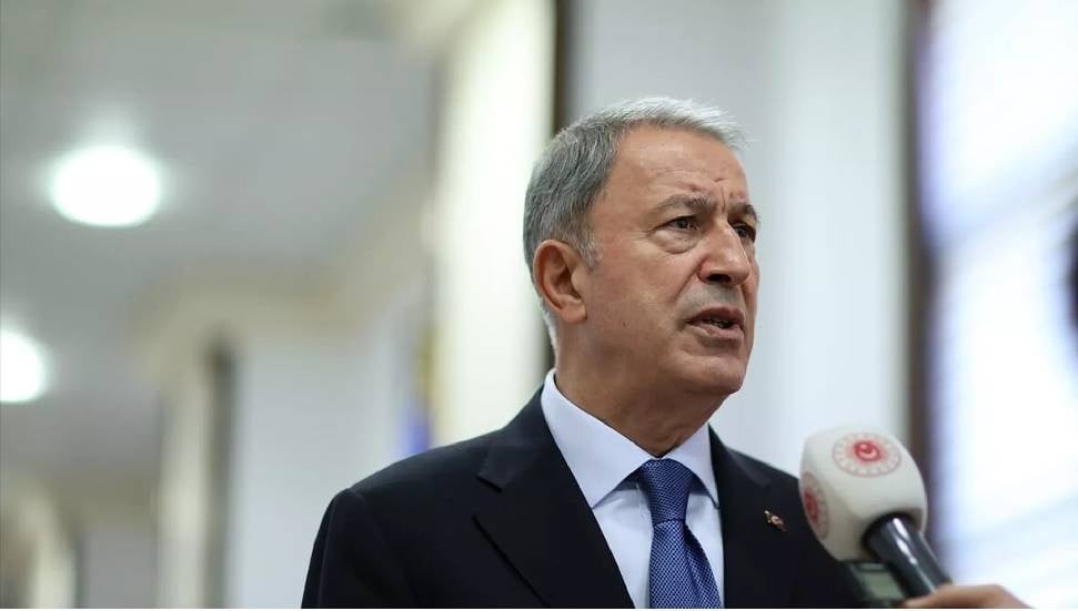 Hulusi Akar'dan sert tepki: Ateşle oynayan kendini yakar!