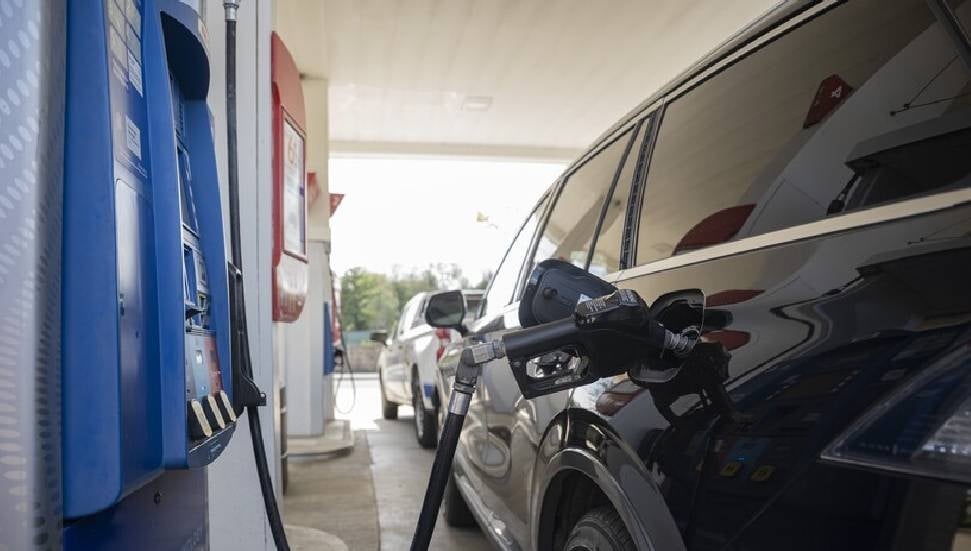 Kanada'da geçici olarak petrol yakıtları vergileri kaldırıldı