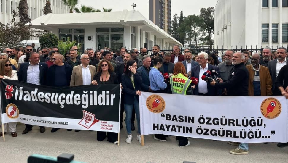 Başbakanlık Önünde Eylem: Yasa Meclis’e Gelirse Genel Grev Yapacağız