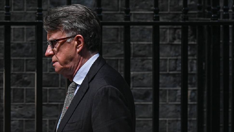 Eski İngiliz Büyükelçi Mandelson'un Epstein Bağlantıları ve Ataması Aydınlatıldı