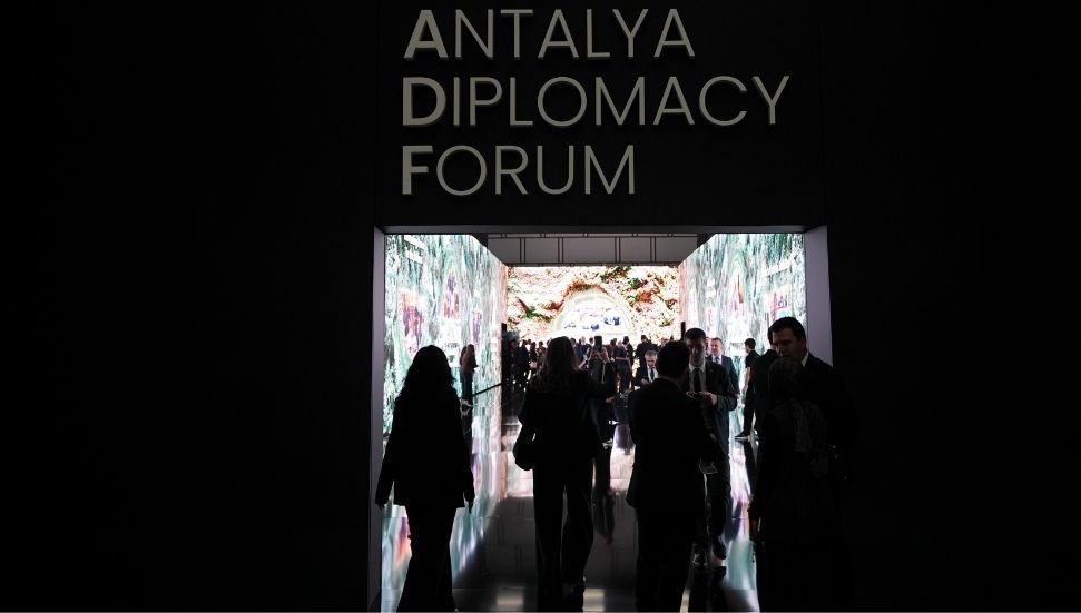 Antalya'da Dışişleri Zirvesi: Türkiye, Mısır, Pakistan ve Suudi Arabistan Buluşuyor