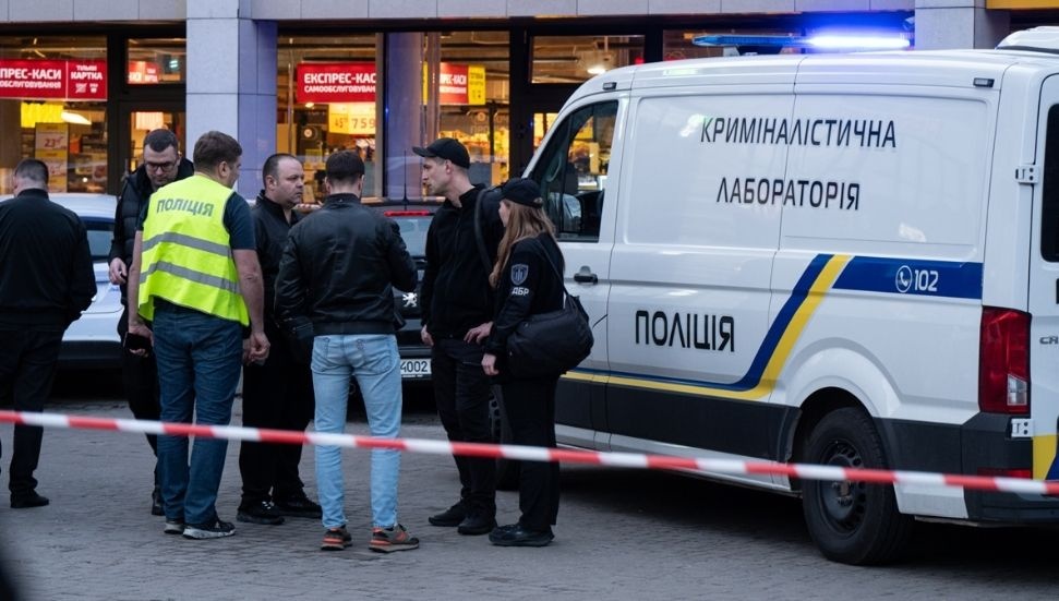Kiev'de Silahlı Saldırı: 6 Kişi Hayatını Kaybetti, 14 Yaralı