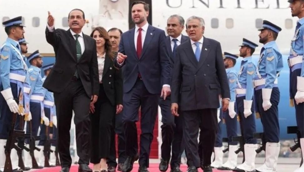 İslamabad'da ABD-İran Görüşmeleri İçin Öncü Heyet Geldi