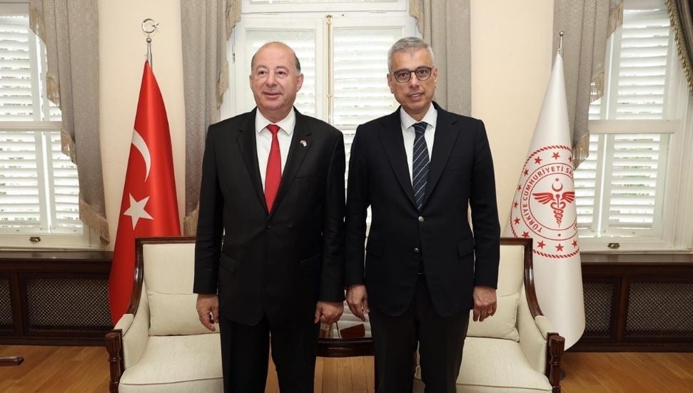 Hakan Dinçyürek, İstanbul'da Sağlık Bakanı Kemal Memişoğlu ile Görüştü