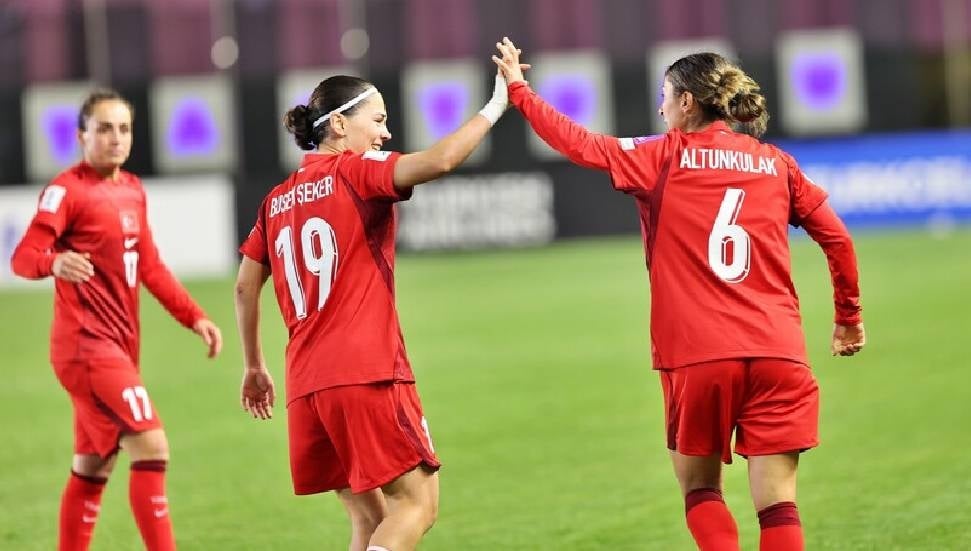 Türkiye A Milli Kadın Futbol Takımı, FIFA Sıralamasında 7 Basamak Yükseldi