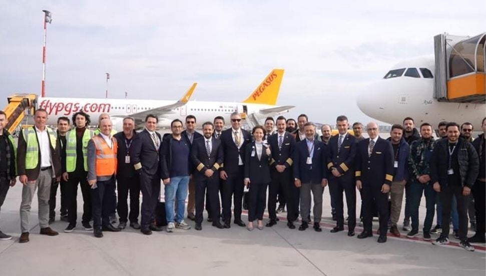 Pegasus Uçağı, İran'da 52 Gün Mahsur Kaldıktan Sonra İstanbul'a Döndü