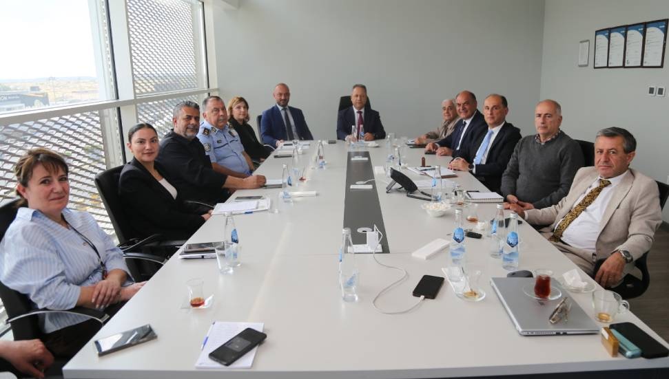 Ercan Havalimanı'ndaki trafik sorununu çözmek için yeni adımlar atıldı