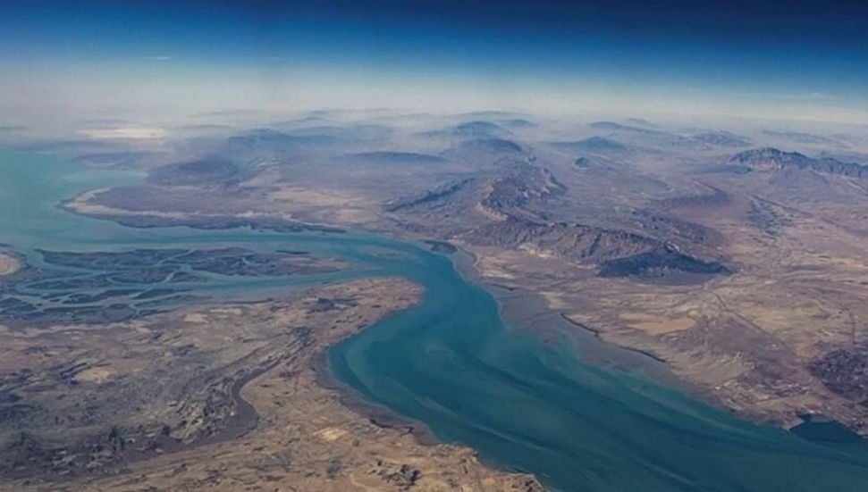 Hürmüz Boğazı'ndan ABD ablukasına rağmen bir tanker geçti