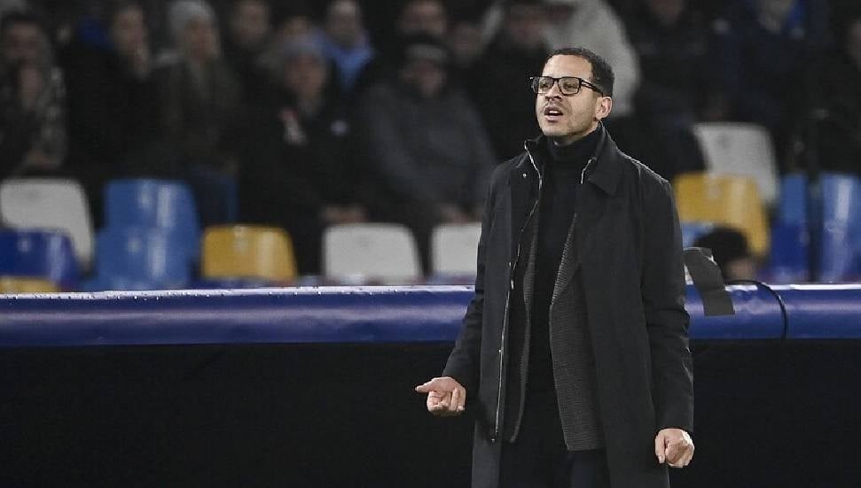 Premier Lig'de Teknik Adam Krizi: Chelsea'de Rosenior Görevden Alındı