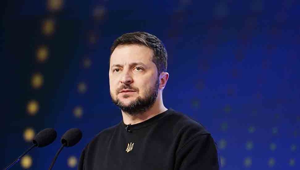 Zelenskiy: Rusya'nın hava saldırısında 4 kişinin hayatı kaybetti
