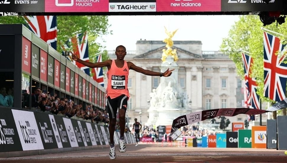 Londra Maratonu'nda Tarihi Başarı: 2 Saatin Altına İniş