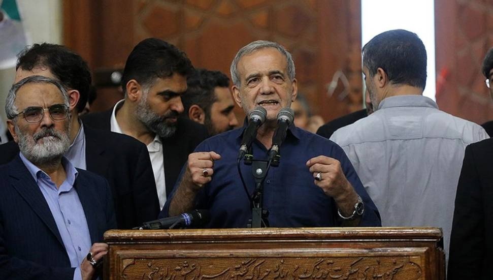 İran Cumhurbaşkanı Mesud Pezeşkiyan: Dayatılmış Müzakerelere Katılmayacağız