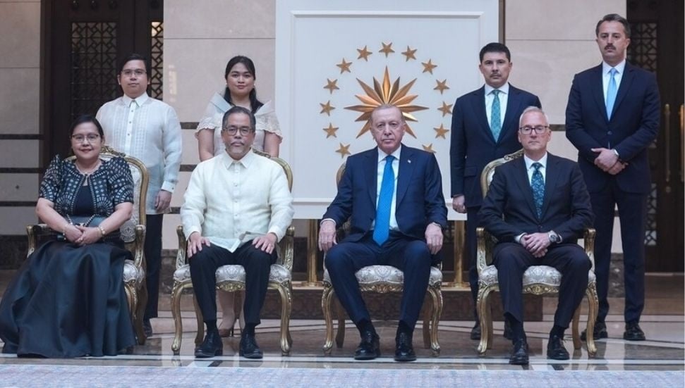 Erdoğan, 5 Ülkenin Büyükelçilerini Cumhurbaşkanlığı Külliyesi'nde Kabul Etti