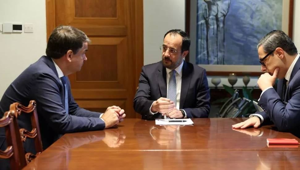 Fitto ve Hristodulidis'den BM Sürecinde Etkin Rol Vurgusu