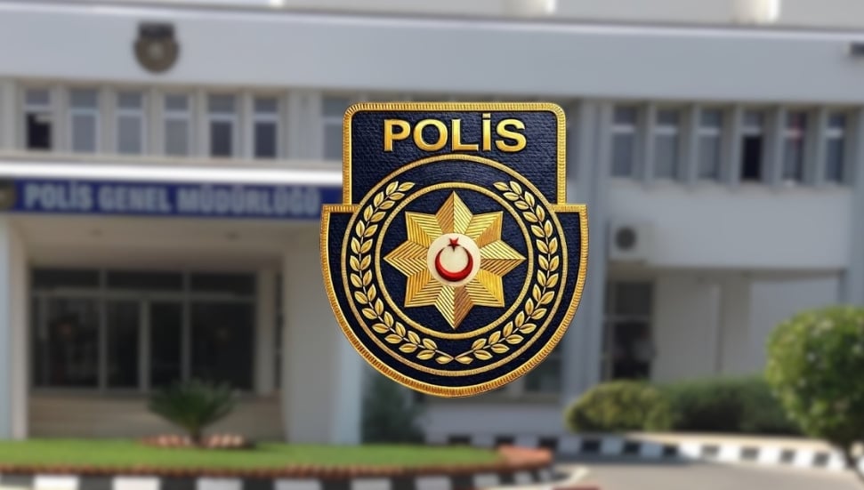 Polis Kılığında Dolandırıcılık: 15 Bin TL İle Yakalandı