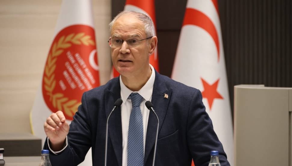 Oğuzhan Hasipoğlu'ndan Erkut Şahali'ye Cevap: Farklı Siyaset Olmaz