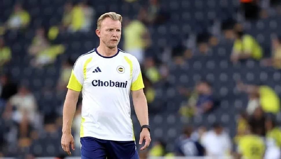 Fenerbahçe, milli araya kadar Dirk Kuyt'a teknik sorumluluğu verdi