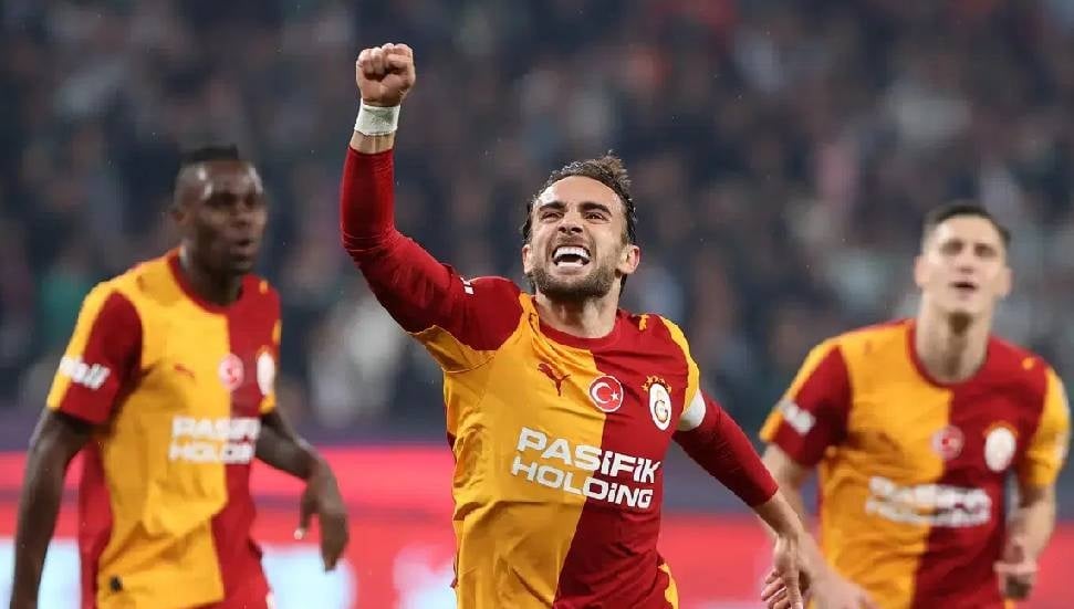 Galatasaray, Konya'da 4-0 ile rahat bir galibiyet elde etti