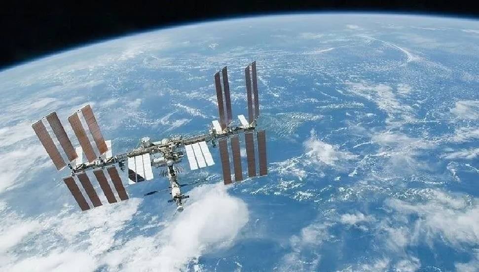Rusya ve ABD'nin ISS Uçuş Programı 2030'a Kadar Uzatıldı