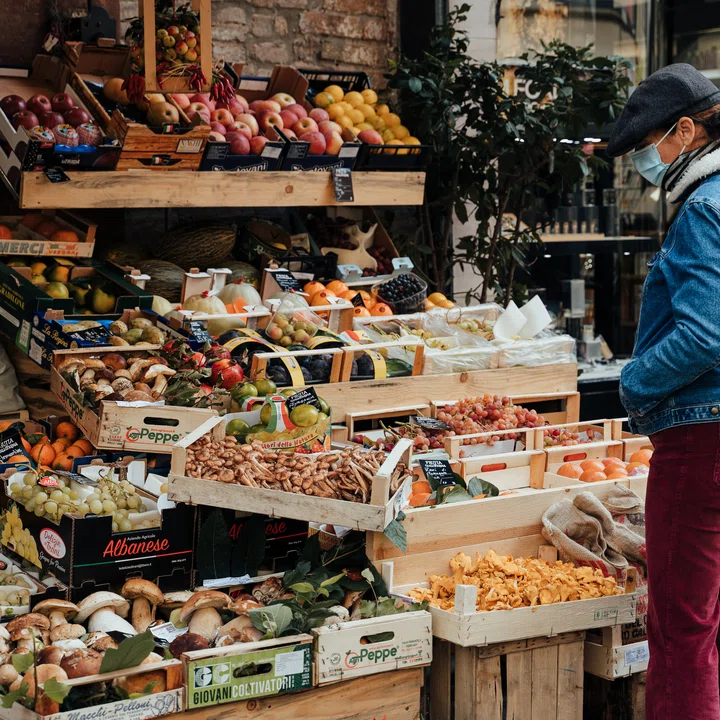 Digital, ahorrador y responsable: el nuevo consumidor de la alimentación