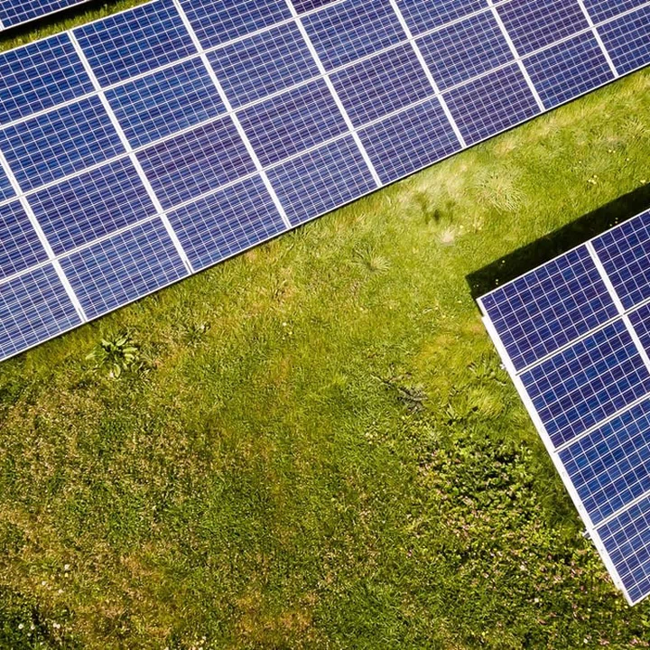 Solar communities, the path to distributed generation