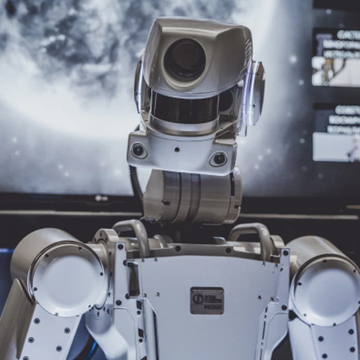 Opinno-IA: nuevo sistema de inteligencia artificial para la gestión de los recursos humanos y la predicción del desarrollo profesional