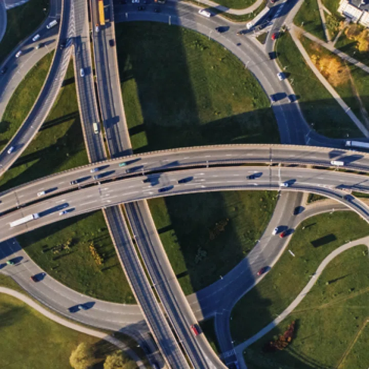 Opinno ha Consulato un Attore Globale nell'Industria delle Infrastrutture