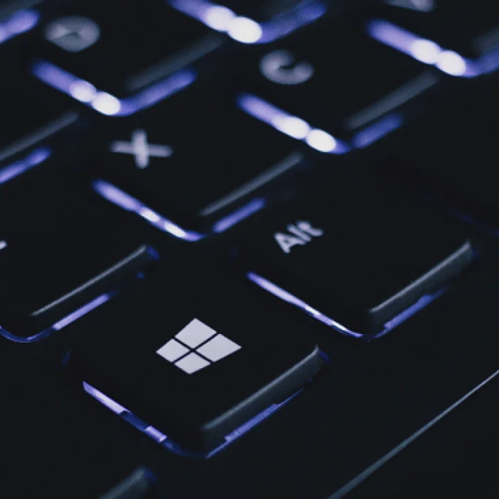 Proyecto de transformación digital en el sector asegurador | por Opinno