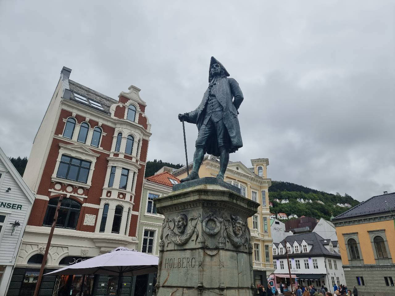 Holbergstatuen