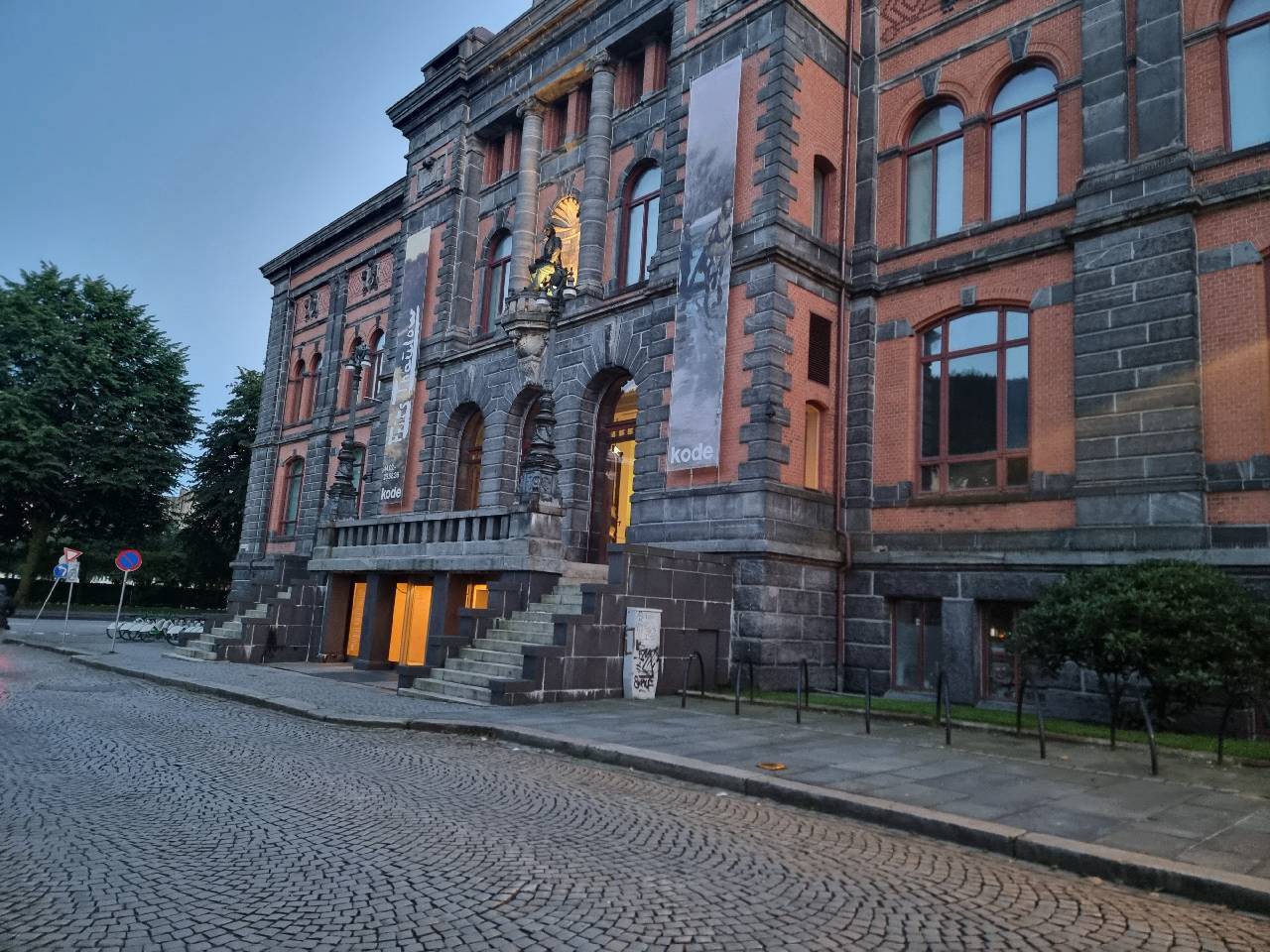 Permanenten