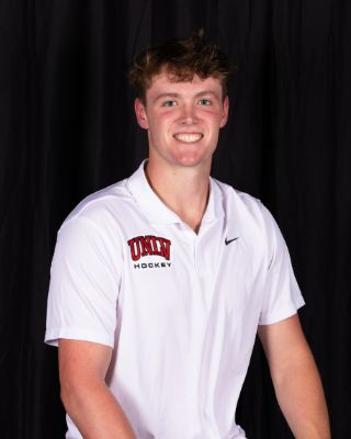 Bryce Johnson headshot