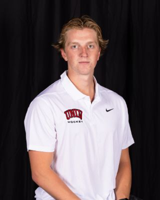 Dillon Kuntz headshot