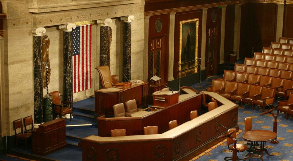 New Law's Court Restriction Sparks Constitutional Crisis, Separation of Powers Fears