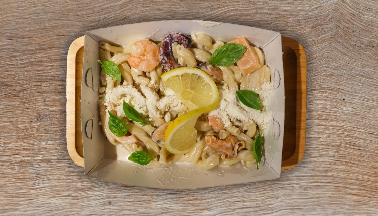 Seafood casarecce