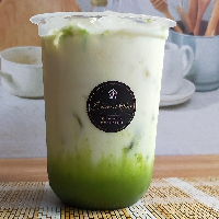 Green Tea Milk Ice 
