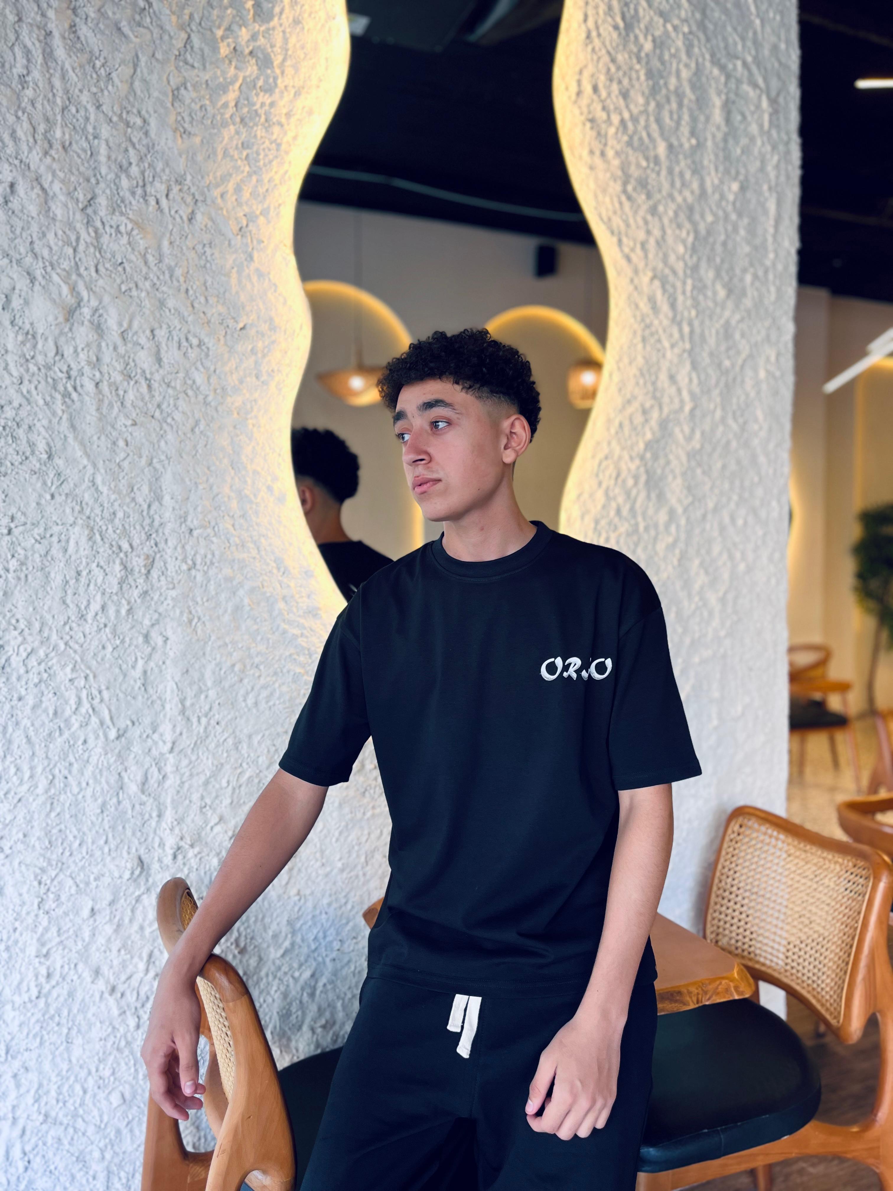 Orlo Star - Solid Black