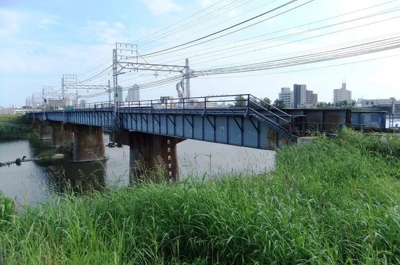 庄内川 枇杷島橋梁(NewJeans「Hurt」MV撮影地)