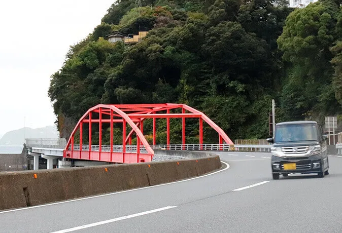 伊豆山橋(熱海ビーチライン)