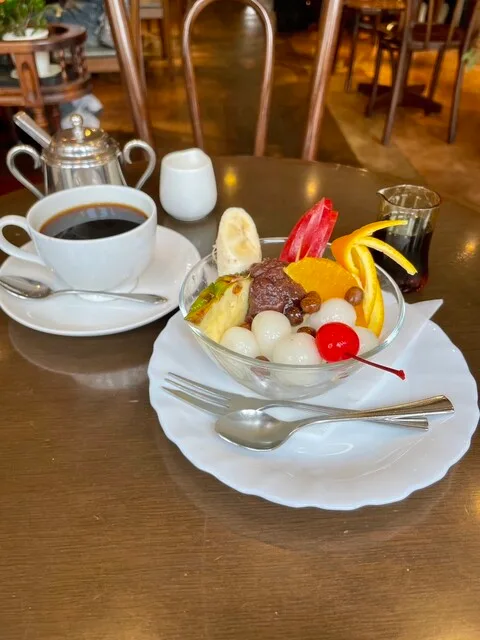 カフェムラサキ