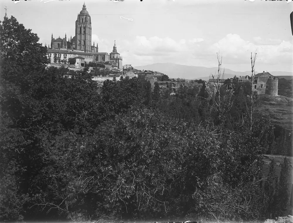 Segovia. Kathedrale & Bastion [Catedral y bastión].