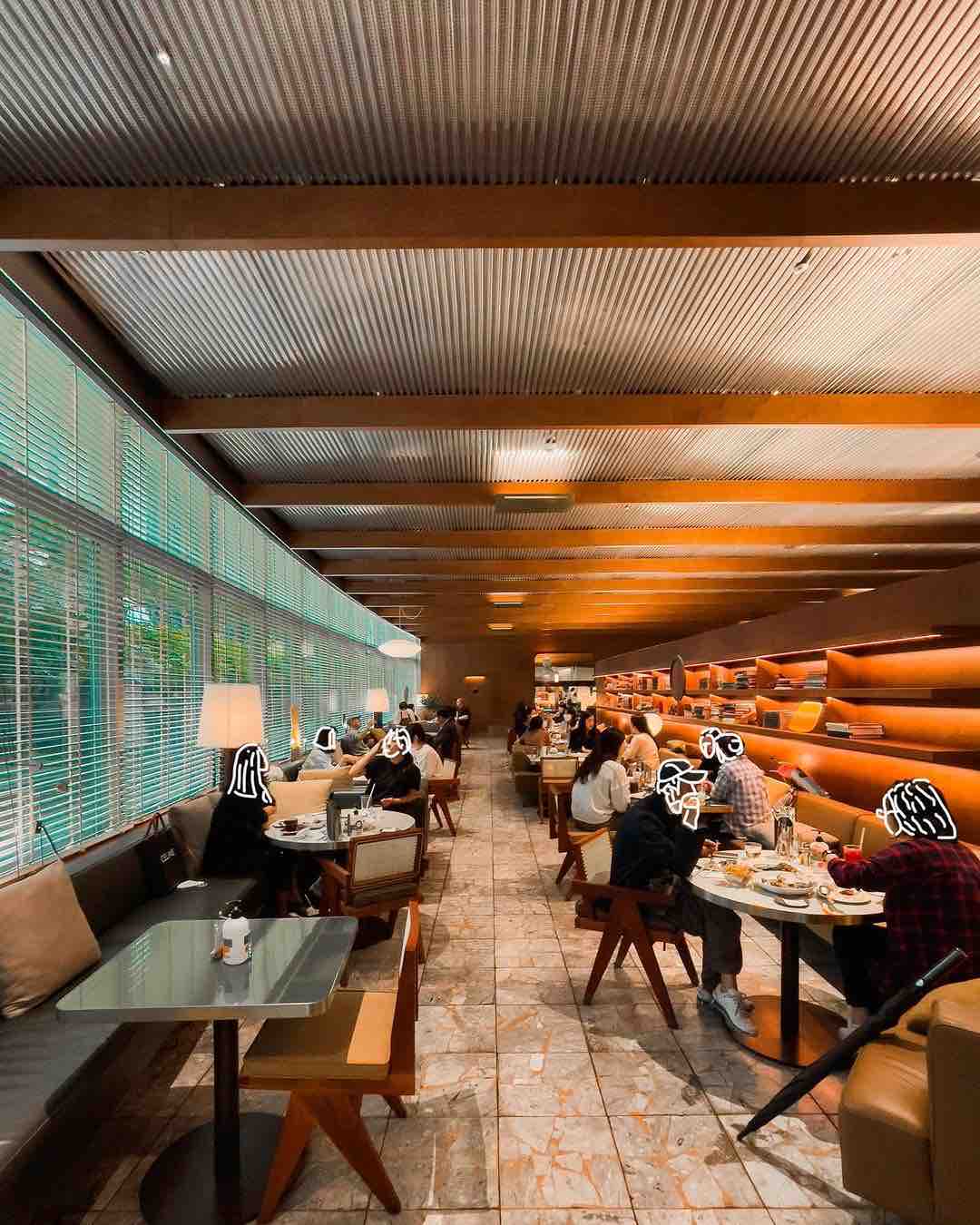 Image of Bills Gangnam located at 142 Teheran-ro, Gangnam-gu, Seoul, South Korea