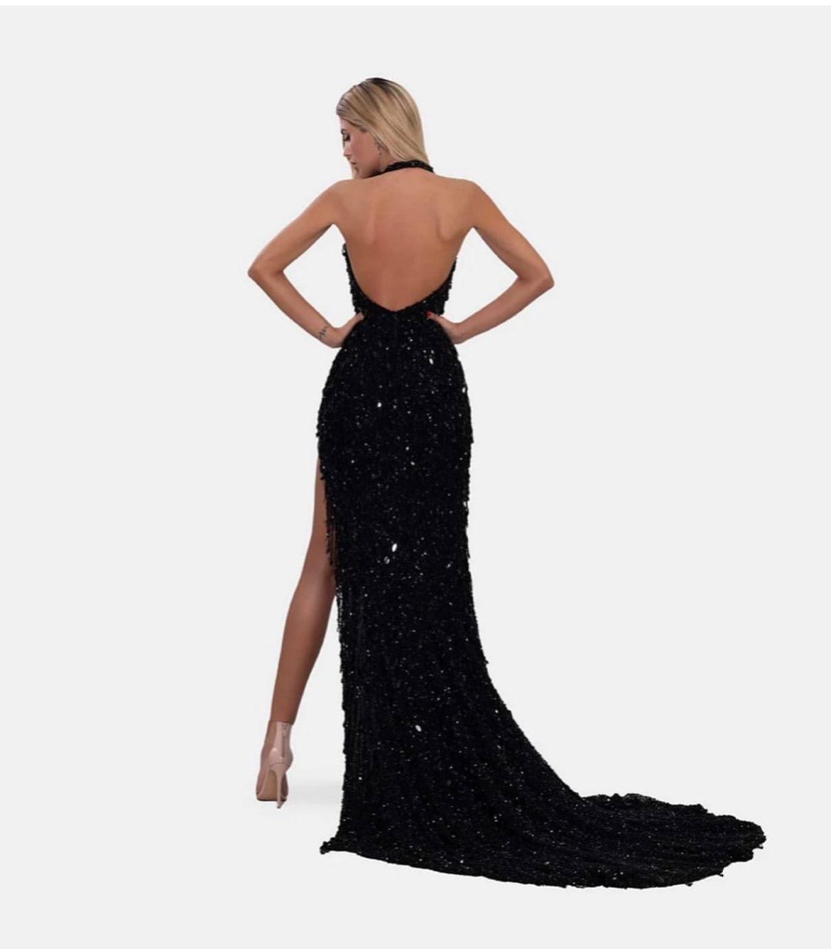 Albina Dyla black beaded halter neck gown🖤 3