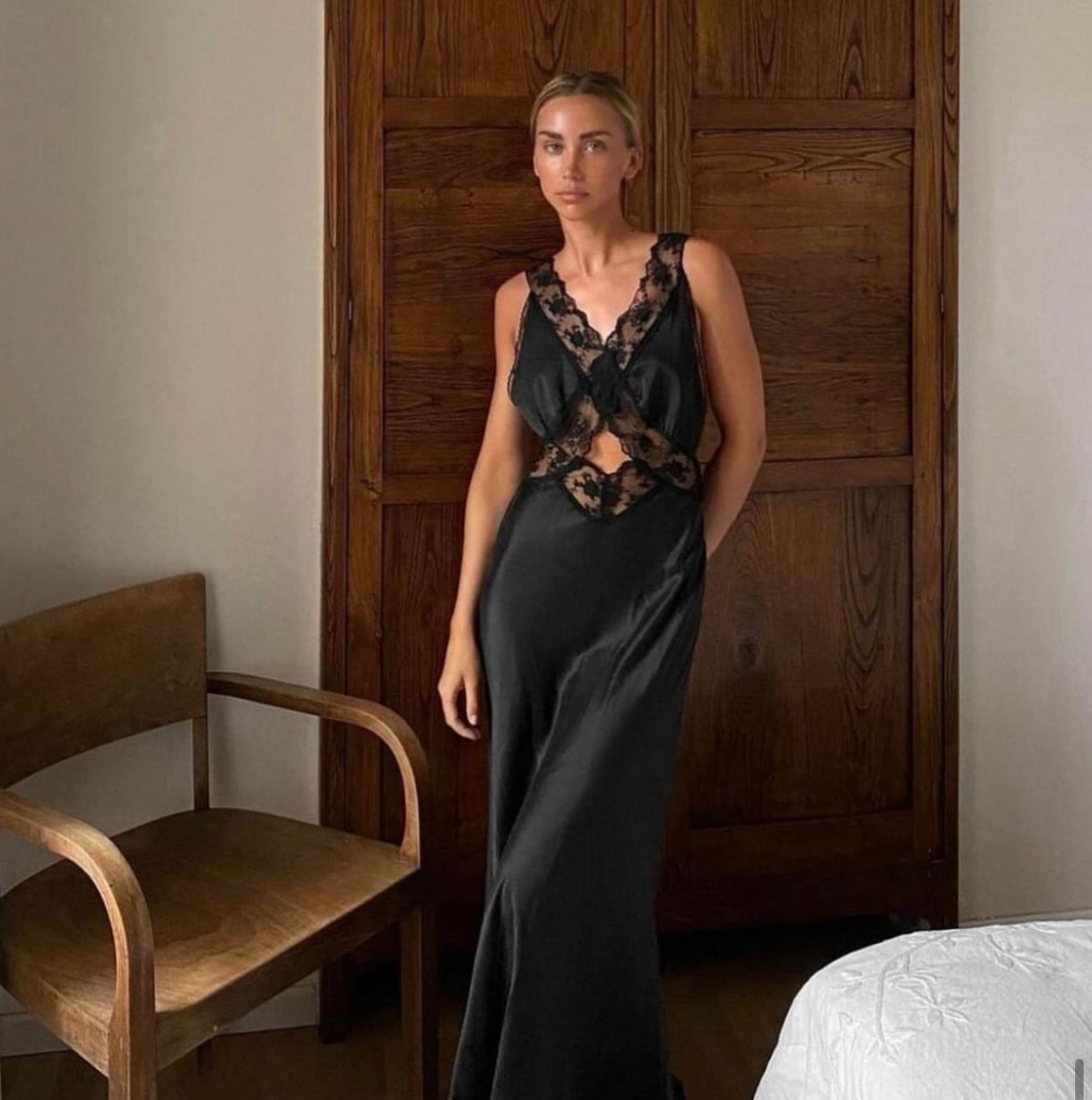 SIR 🖤Aries Cut Out Gown in Black 4