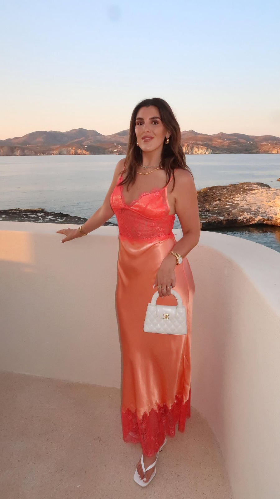 The Sneaky Link Lilah Maxi Dress in Orange is landing late this week! 🧡 4