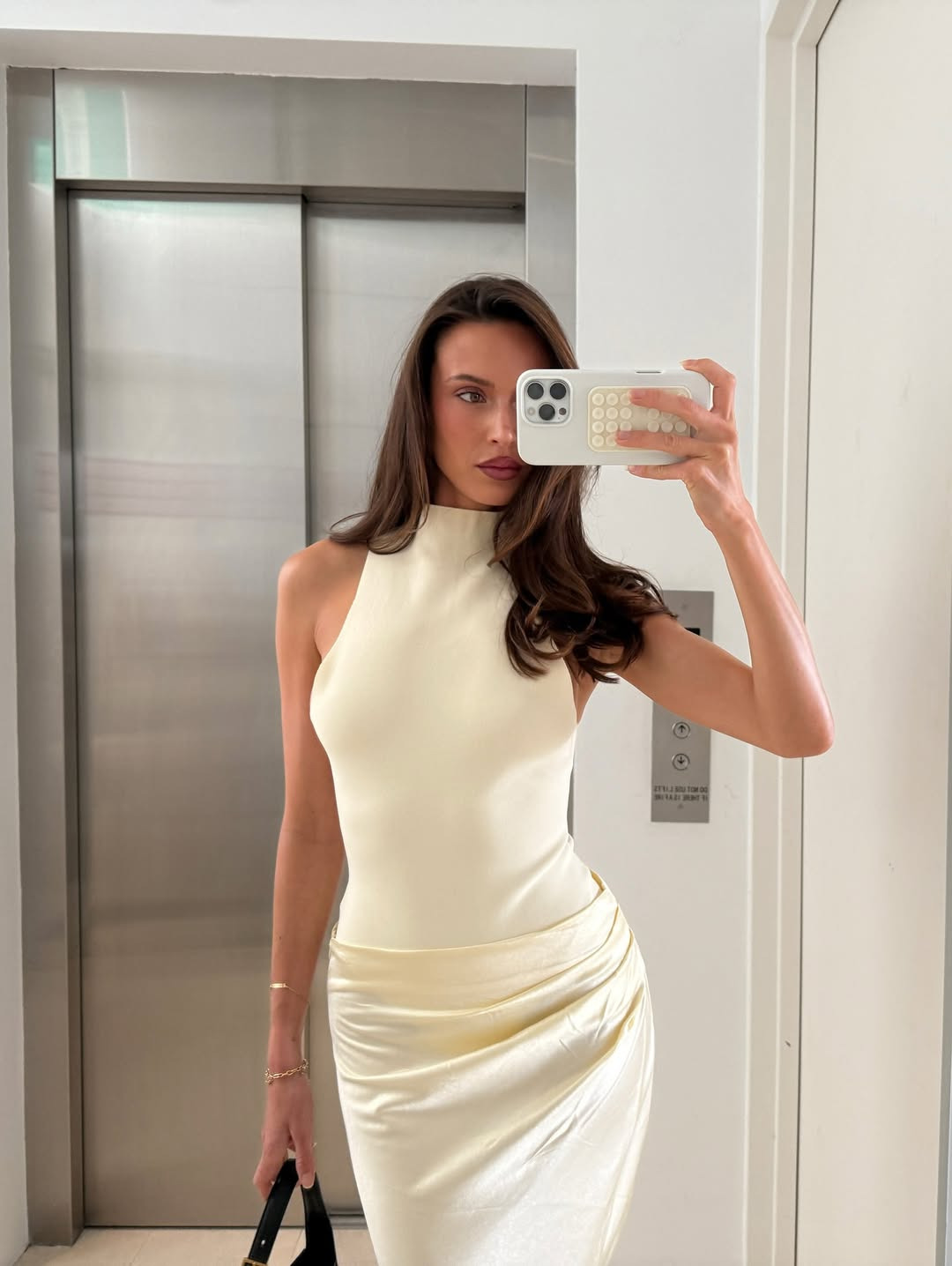 The Henne Soraia Dress in Butter 🍋 2