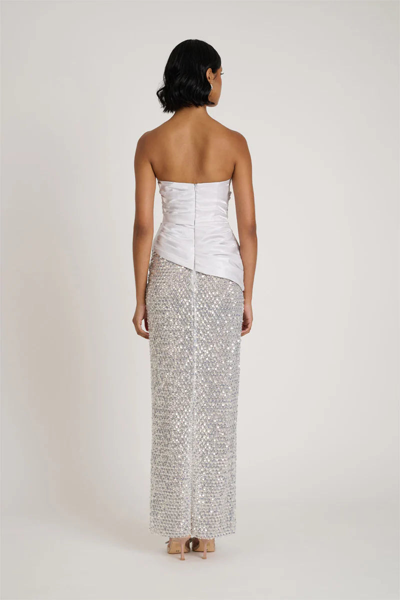 The Eliya The Label Gia Gown in Silver 🤍 4