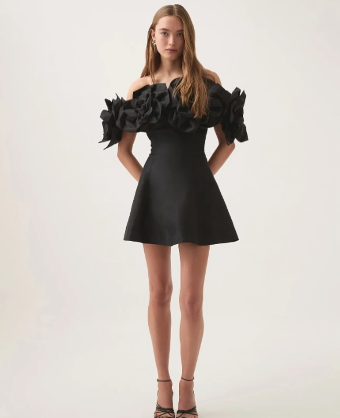 AJE - ETTA MINI 🖤 (12 & 14) 2
