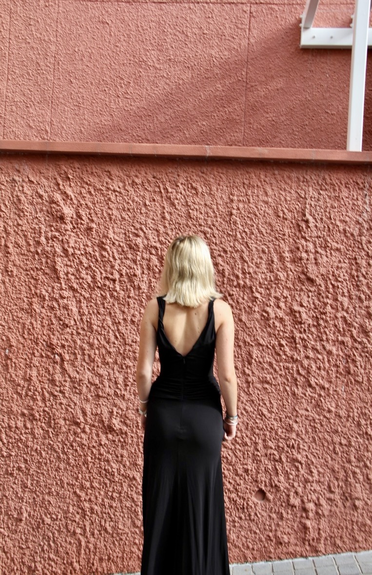 Cue Twist Front Jersey Maxi Dress 3