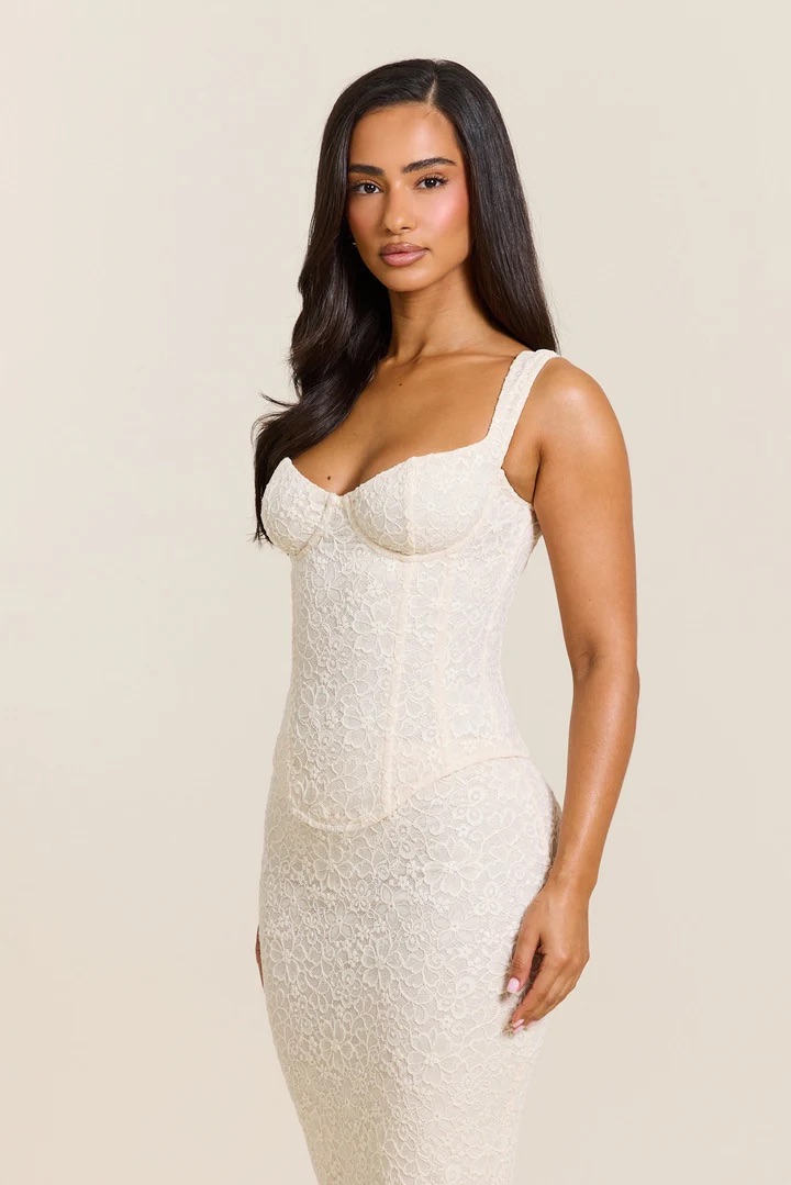 Clinched Lace Maxi set 2
