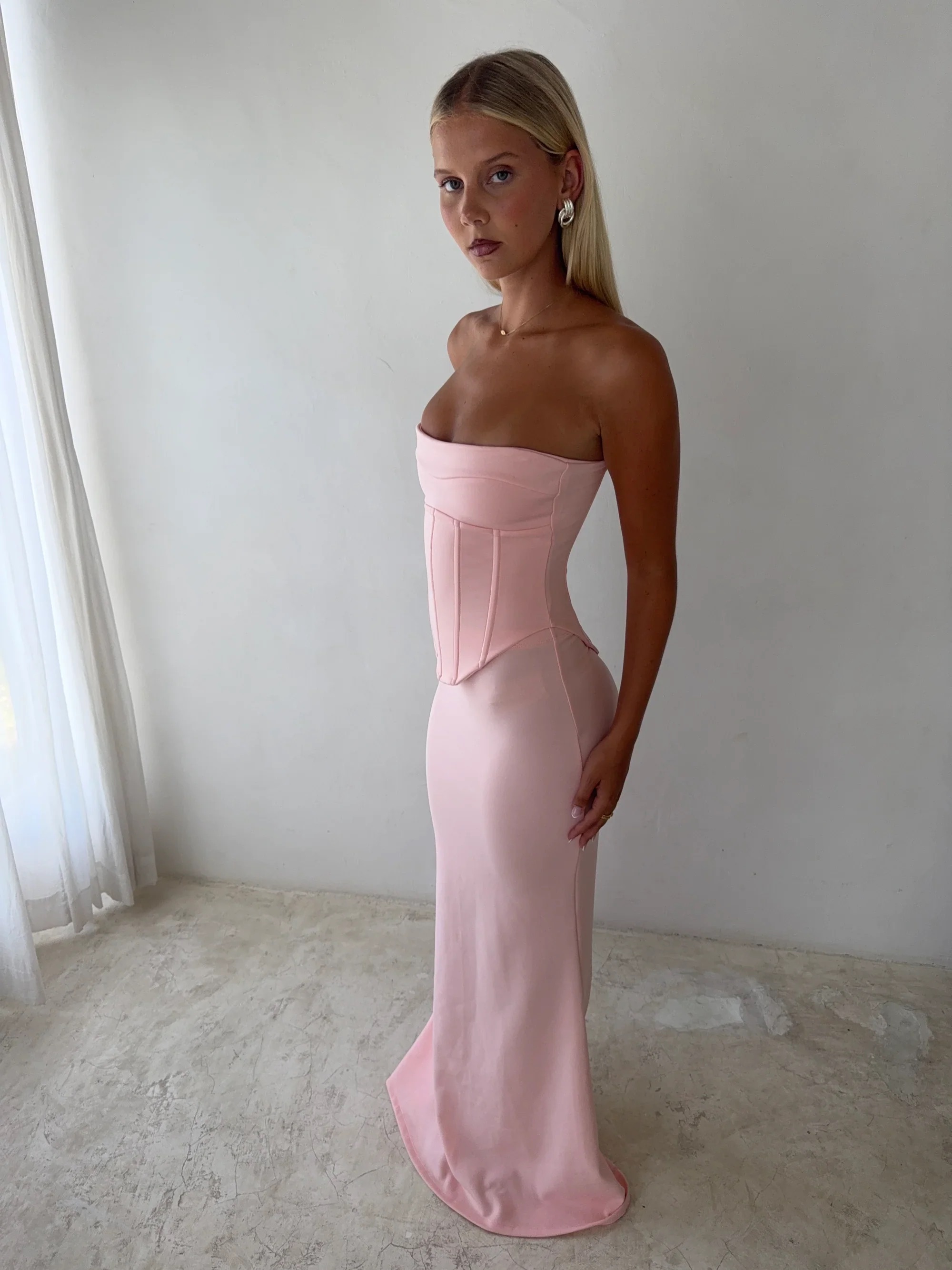 Louis gown in pink 2